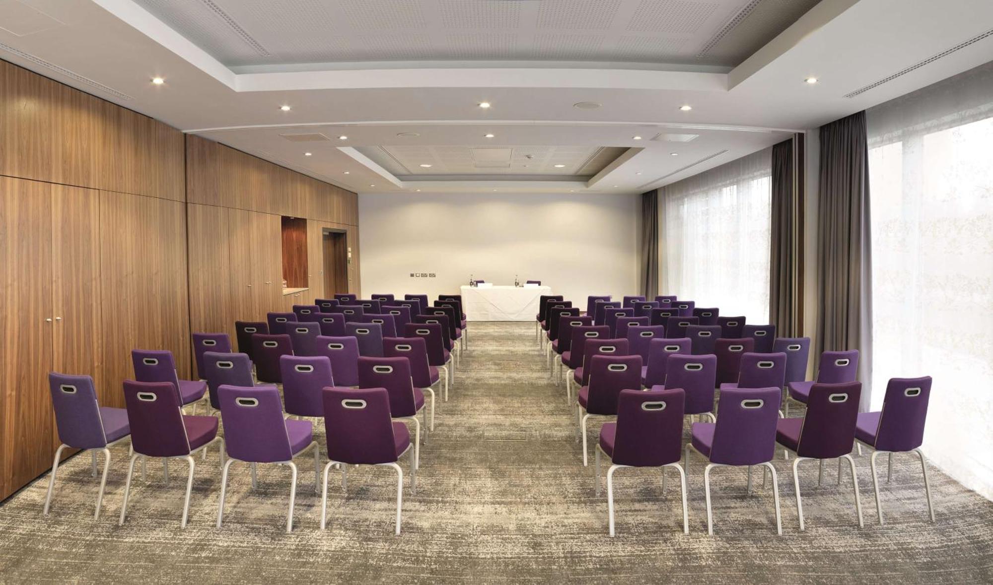 Radisson Blu Hotel East Midlands Airport Касъл Донингтън Екстериор снимка