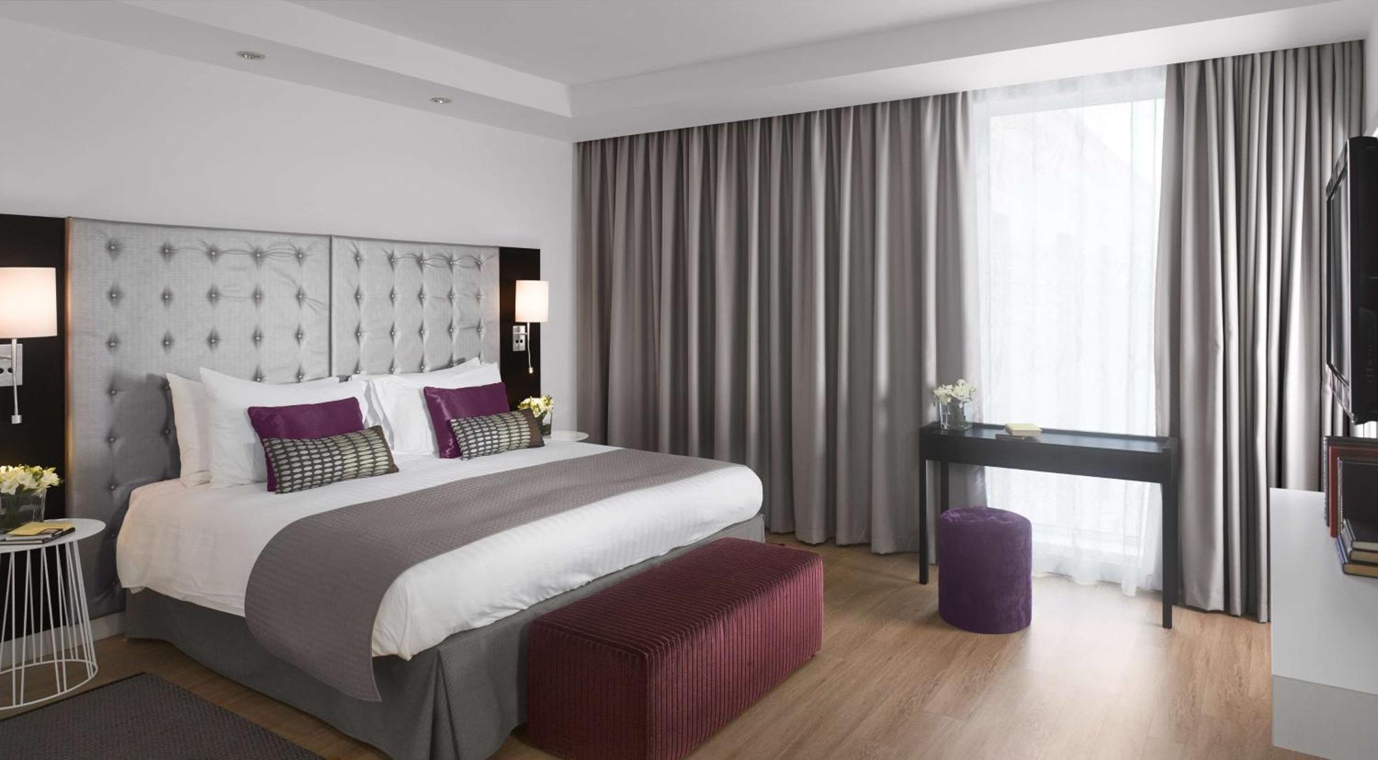 Radisson Blu Hotel East Midlands Airport Касъл Донингтън Екстериор снимка